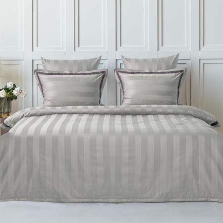 ПОСТЕЛЬНОЕ БЕЛЬЁ С ПРОСТЫНЕЙ НА РЕЗИНКЕ СЕРЕБРИСТЫЙ